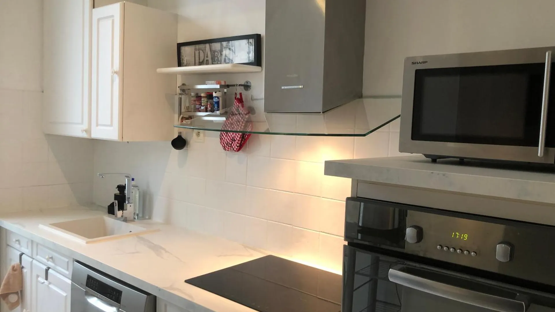 Vue Tour Eiffel Et 5 Minutes Des Champs-Elysees Appartement 2 Chambres Paris 16 Etoile