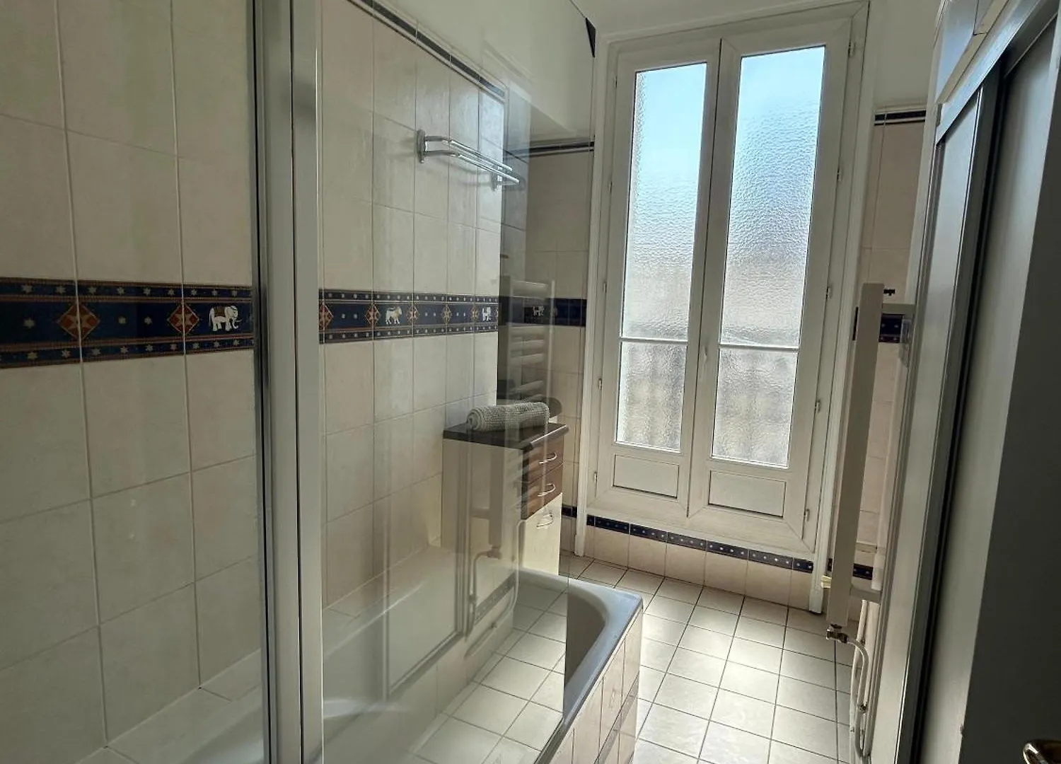 Vue Tour Eiffel Et 5 Minutes Des Champs-Elysees Appartement 2 Chambres Paris 16 Etoile