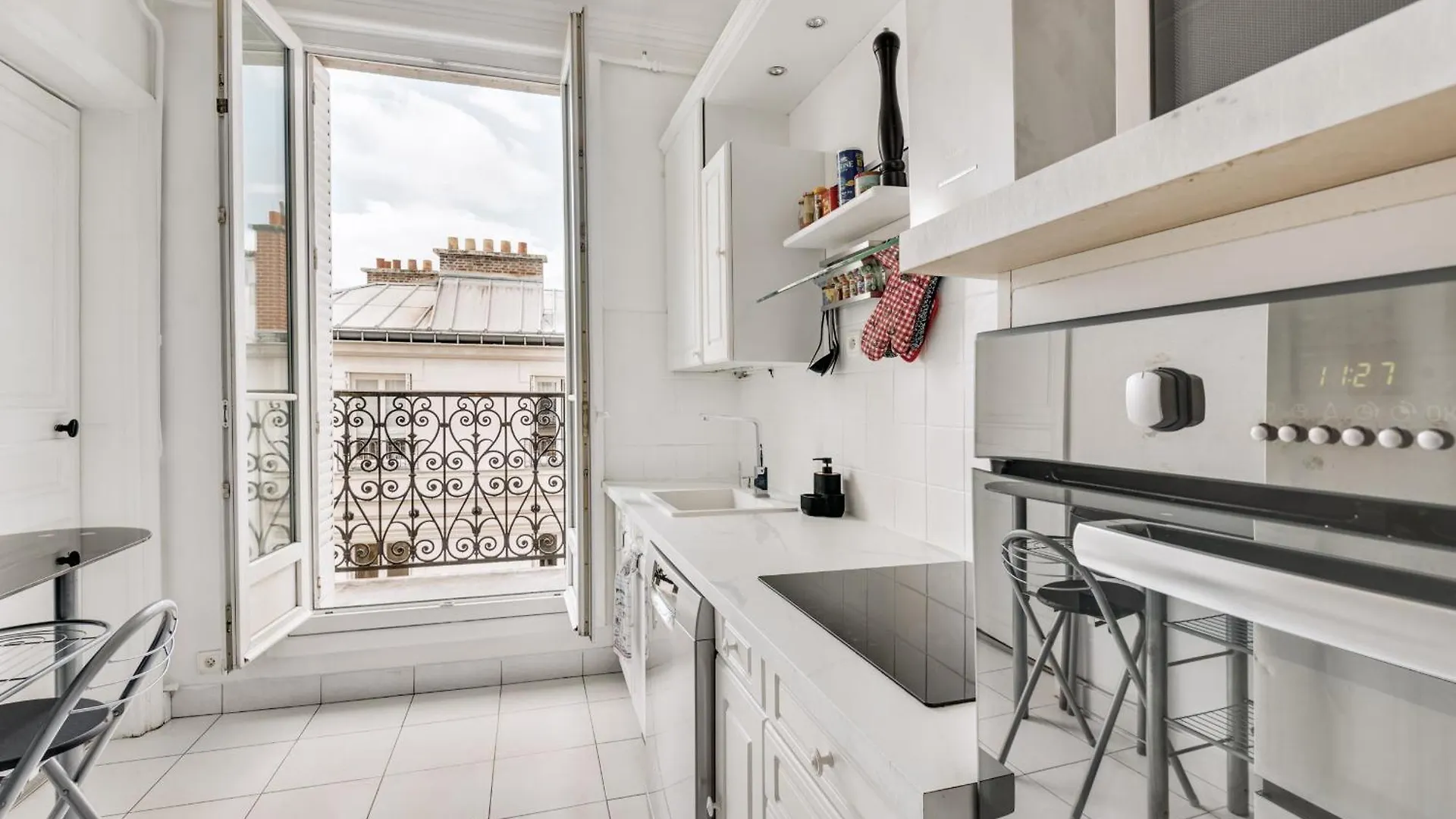 Vue Tour Eiffel Et 5 Minutes Des Champs-Elysees Appartement 2 Chambres Paris 16 Etoile צרפת
